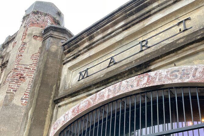 300 Years of War and Peacetime in Charleston: A Self-Guided Audio Tour - From the Custom House to a bigger picture of trade and power