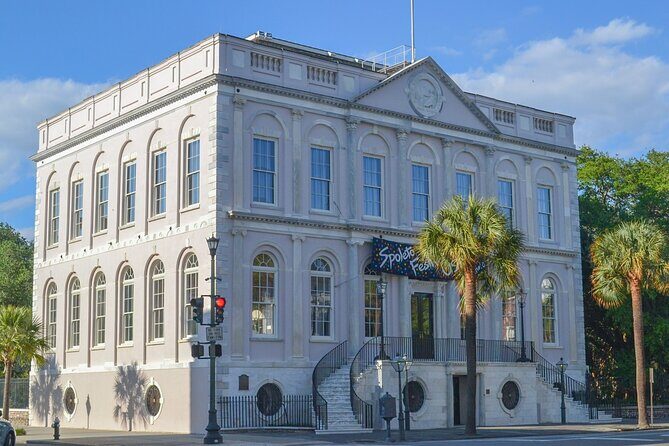 Charleston Architectural Walking Tour - Nathaniel Russell House: preservation and what makes it distinct