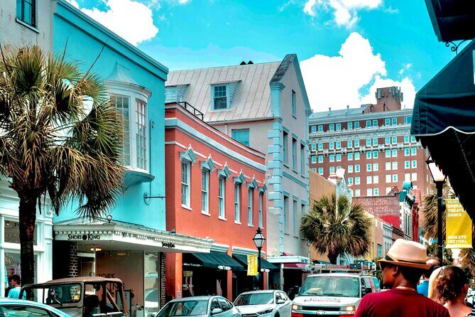 Charleston Brunch Food Tour: Biscuits, Shrimps, Grits and More - Aiken-Rhett House: why you pause here (and how it affects the food part)