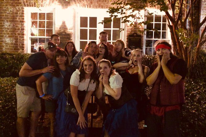 Charleston Haunted Booze and Boos Ghost Walking Tour - Guides Are the Difference: Pirate Humor and Story Power