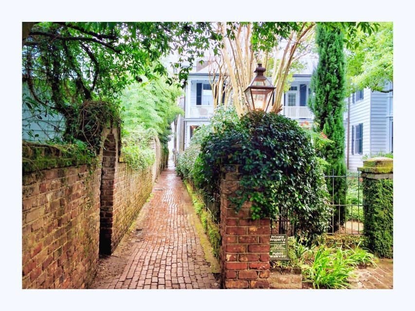 Charleston: Hidden Alleys and Historic Sites Walking Tour - What’s the vibe? A real story walk, not a lecture