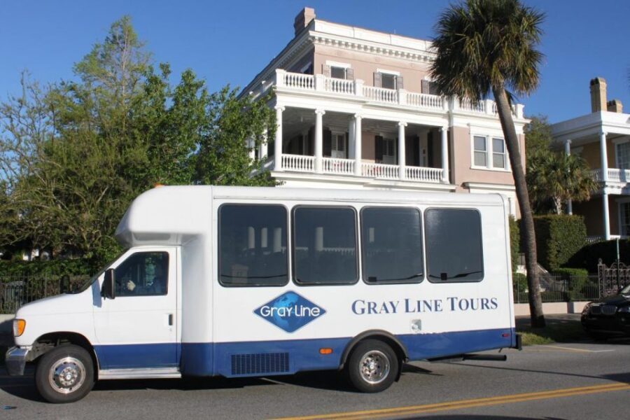Charleston: Historic City Tour & Magnolia Plantation Combo - Six hours of Charleston history and swamp-side beauty