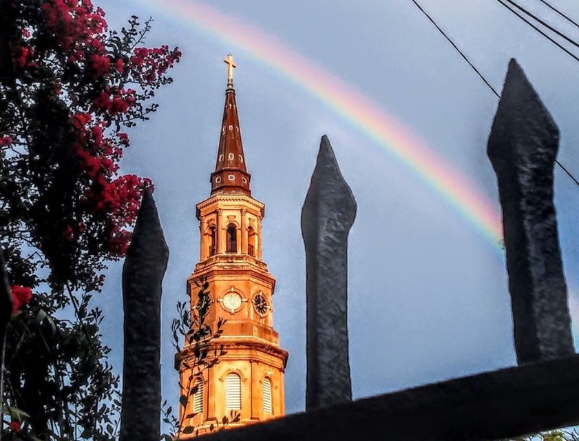 Charleston History Tour-Small Groups Only-History & Alleys - Key highlights you’ll feel right away