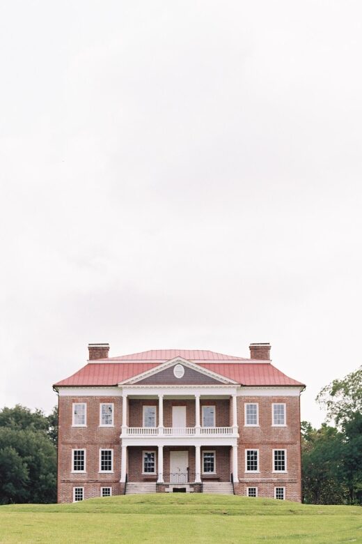Drayton Hall: Interpreter Guided Tour, Charleston, SC - Two Galleries, a Conservation Lab, and an Active Archaeological Site