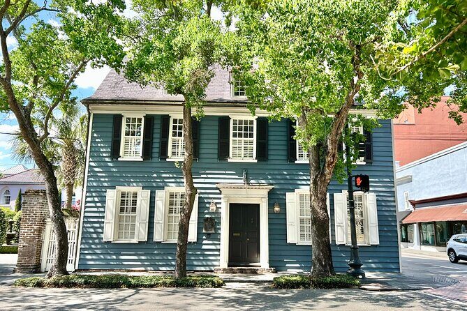 Jewish History Private Walking Tour of Charleston - Entering The Story at Old Exchange and Provost Dungeon