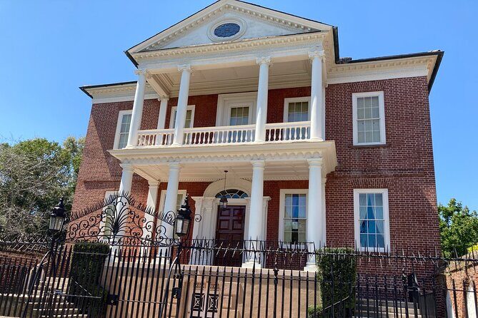 Lowcountry History Strolls - Laurens/Rutledge to Tradd Street: English Roots and Real Architecture