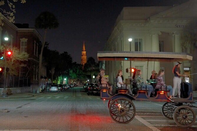 Private Evening Carriage Tour Charleston - Palmetto Carriage - 8 Guignard Street: getting set for your 30-minute ride
