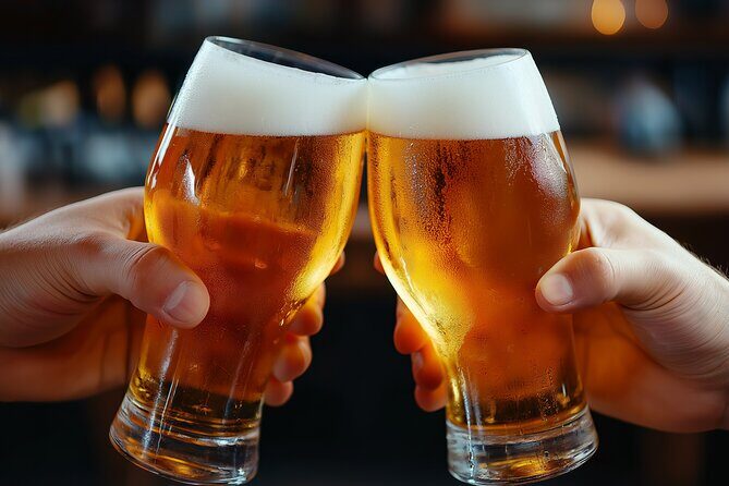 PRIVATE GROUPS! Charleston's Best Food Tour - Tastes Through Time - What’s included: tastings plus a steady drinks plan