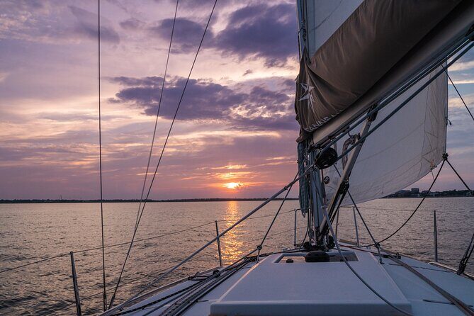 Private Sailing Charter with Captain, BYOB - Charleston Battery and the Seawall: The First Big Views You’ll Want to Pause For
